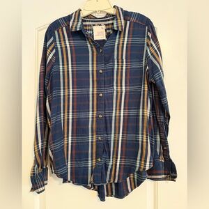 SO Women’s Plaid Button-Down Shirt